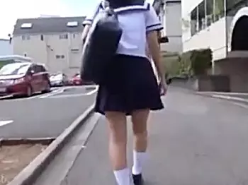 ◇文学少女・コスプレ・セーラー服｜中出しハメ性交・市来まひろ◇将来の夢は翻訳家 可愛い制服女子 おじさんチンポとパコパコ