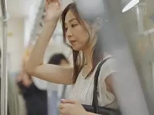 【痴漢電車】「もう現れないだろうと思っていた矢先&hellip;」痴漢によって目醒されたマゾ性！！犯されるたび女は変態的に&hellip;