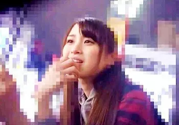 ＜唯川千尋＞東北から上京してきた家出少女が全裸のミニマム美ボディを晒して悩殺プレイ！