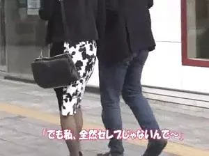 ［素人］吉祥寺の上品でスタイル抜群のプレミア級の美魔女を即ナン&hellip;夫を裏切り肉棒乞いして他人棒に膣イキ生中出しされる奥さま