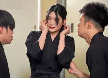 【中出し】自分を見て勃起して練習に集中できない弟子たちに気付いた剣道の女師範。チンポにしゃぶりつき全員抜いてくれた！
