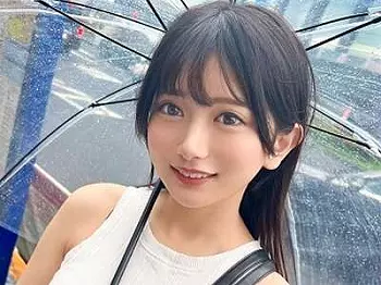 【素人】素人企画で着衣ベロチューやパンツずらしハメ、美尻バックして顔面優勝レベルの激カワJDがエロ乱れ！