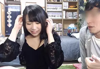 【ナンパ・ライブ】ゲス男に連れてこられた部屋でライブ配信するお姉ちゃん！その後あああ～ヤメテくださいｗｗｗ