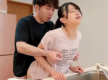 【兄妹相姦】清楚で大人しい女子高生の妹を連日チクハラ！生意気に主張してくるノーブラ乳首を開発調教し続ける大胆チクイキ絶頂