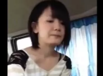 黒髪女子が男とハメ撮り配信　ライブチャット