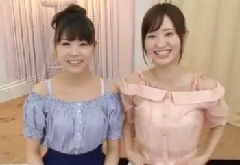 顔射された量で勝敗が決まるという美女2人のフェラチオ合戦の勝敗は？