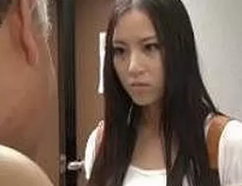 【ながえスタイル】気の強い少女がブリーフのキモ変態に脅迫されてしまい、悔しいけどチンコを受け入れる《中出しレイプ》