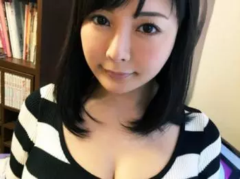 ＜素人ナンパ企画＞癒し系ゆるふわ奥様を街中でゲット！パイパンおまんこ＆おっぱい綺麗すぎｗ 羽生ありさ＜不倫妻＞