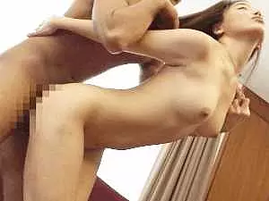 【アスリートまんこ！】美しい現役プロゴルファーのコリアン美女！長い足を絡ませて挿入チンポを締め付けて白目イキ！