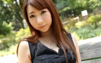 アイドル級の童顔にFカップの超美巨乳美人奥様が旦那に愛想を尽かし他人棒と不倫H！