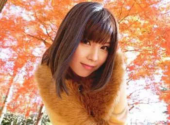〔素人〕色白の綺麗な体をくねらせ妖艶に悶え感じるフリーターとのハメ撮り！