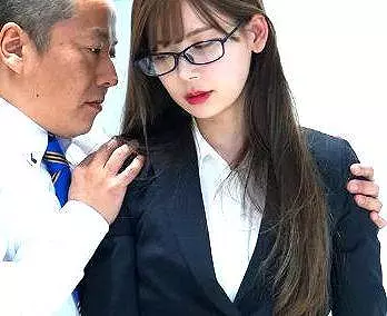 ＜明里つむぎ！＞「駄目&hellip;&hellip;」雨で帰宅難民になった清楚なOL！上司に惨いことに持ち込まれる(アダルト動画)