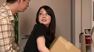 ドアを開けてくれたご近所ブスに無茶苦茶にハメられ性被害にあうお姉さん