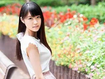 <超くびれ現代っ子体型の現役女子大生>「中出し…もちろん初めてです…。」初めて味わう生チンポの感覚・快感にうっとり悦イキ