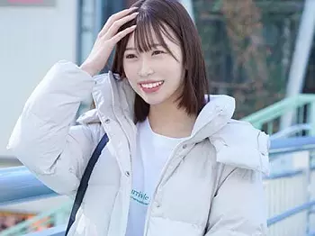 ＜AVデビューｘ伊織さくら＞エッチ大好きイマドキ女子大生が手マンでこってりかき回されて淫乱セックス！