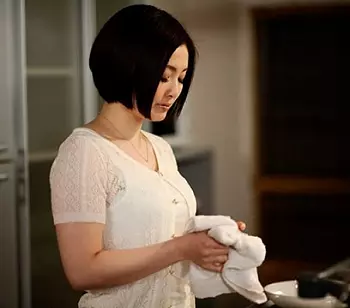 【熟女ドラマ】しっかり握りしめてシゴいた立派な肉棒に発情！オシリ突き出し奥様イキっぱなし