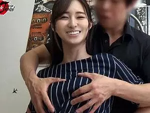 50歳には見えないおばさんレンタルサービスの美熟女！！セクハラを仕掛けてみたらいつの間にか彼女も夢中になって&hellip;