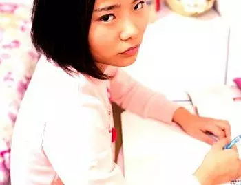 <連れ子!>「嫌なのに…」狙われたカワイ子ちゃん連れ子!義父と家庭内でいけない関係発展シチャウゾ(アダルト動画)