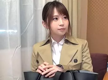 【人妻ナンパ】『無理』清楚ロリ顔な仕事帰り巨乳美人OLがフェラ不倫し電マ責め着衣セックスで連続絶頂♡爆乳素人企画エロ動画