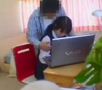 ガチ素人・盗撮｜エロ家庭教師に犯される女子中学生