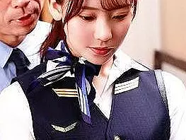 【楓ふうあ】セクハラ上司との相部屋で溺れる悦び！絶倫な攻めに翻弄され、悶絶しながら堕ちる清純美貌のCA✦