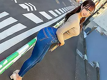 《デカ尻&times;美女》デカ尻たまらん!!お姉さんと青姦セックスして勃起チンポでガン突きしまくりがたまらんｗｗｗ