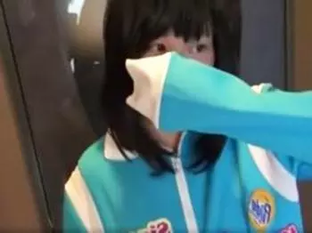 【美少女JC】態度の悪い中○生に生チンポ挿入でお仕置きするアウト動画♪円光ロリ娘に膣内射精【援助交際】＠PornHub