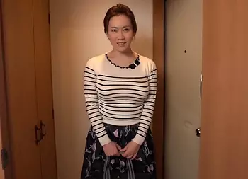【パイズリ中出し】熟れたおっぱいで挟んでもらい咥えてもらいフル勃起！風俗おばさんに精子注いでしまう