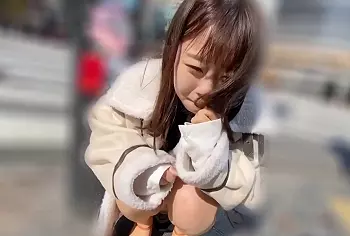 美乳スレンダーのお姉さんが高額報酬で承諾した衆人環視でイキ我慢のリモコンバイブお散歩～羞恥全開まんまと発情でチンポ懇願