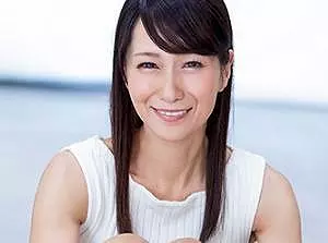 麻生まり 54歳 AV DEBUT！〚初撮り五十路〛
