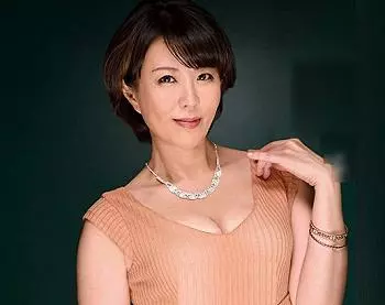 ≪四十路熟女≫『たくさん出し下さい❤』40代美熟女に大量ぶっかけ‼あっという間に真っ白くなり恍惚の表情に‼