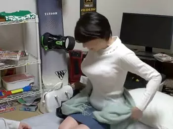 【キメセク調教】スレンダー巨乳な四十路のデリヘル嬢に媚薬投与！発情したおばさん人妻熟女が濃厚エロに淫乱ビッチ化♡《風俗》
