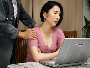 【彼女の母】子供の恋人に無理やり迫られて強姦されるバツイチおばさん&hellip;若い巨根の中出しレイプにNTRメス堕ちして言いなりに