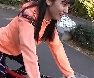 【美少女】レンタル彼女で来てくれた女子大生にお金の渡してホテルでSEX撮影！ねっとりとした舌使いですぐにギンギン状態