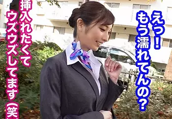 【２３歳・ヤリマンCA】「早くHしたい&hellip;♡」スレンダー巨乳おっぱいの真面目・清楚に見えて実はH大好き淫乱お姉さん最高！