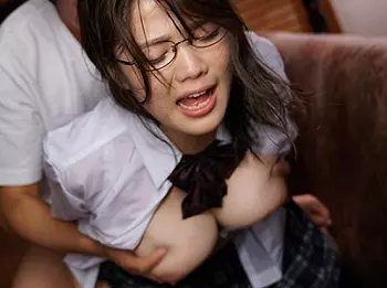 地味桑良い上に神乳がたまんない彼女妹にぞっこん！完全勃起したデカチンぶち込みイカしまくり