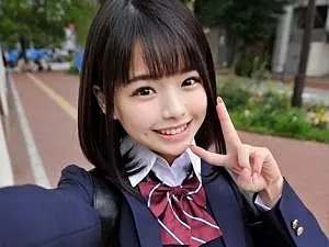 【パパ活JK】可愛い顔してヤることヤッてる美少女とハメ撮り！！意外に大きな目の美乳おっぱいがたまらない清楚系ビッチ