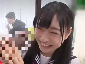 『外人ギガ棒＼中出し企画』きゃぁぁお馬さん凄い。おマセＪＫがお膣壊れる~と絶叫しながら恋人無視して〇発注入されちまうぜw