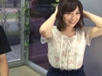 ＜マジックミラー号＞「ホントにエッチするのぉ？」素股に濡れた男女の友情崩壊セックスｗ 宮地藍＜MM号＞