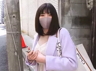 〖素人ハメ撮り〗大人しそうな顔して、めっちゃエッチな女の子です