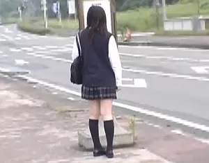 【パンチラ※バス】&rArr;素朴なマジカワ学生にターゲット絞って決行