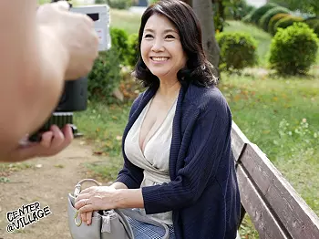 ＜６３歳＞「還暦なのに性欲が&hellip;」高貴さと品格に溢た巨乳六十路妻！他人棒中出し野外ファックで性奴隷に&hellip;秋吉慶子