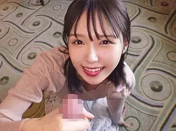 【小倉七海】ウブだった可愛い幼馴染と再会！密着ボディタッチで股間を擦られ「まだ射精したらダメ。」小悪魔化して。。。