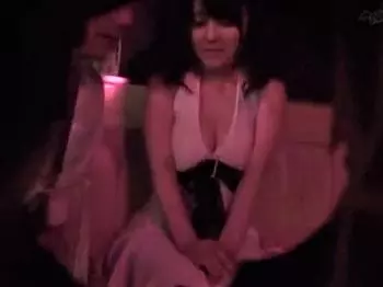 『絶対秘密ですからね♡』可愛いおっパブ嬢に媚薬を服用させて本番しちゃった！今夜のおかずはこの子で決定