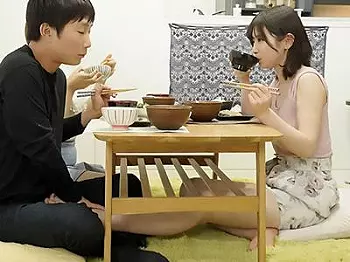 【寝取られ&times;彼女の姉】ノーブラの誘惑に負け彼女の姉に性欲を爆発させパコってザーメン搾取されたったｗｗｗ