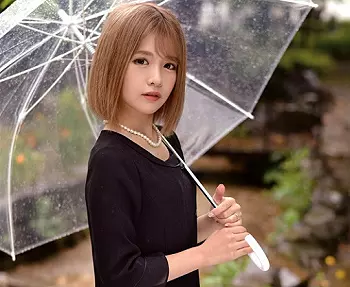 【人妻黒パンスト】久々にメイクして亡き夫と刺激に涙ぐむ未亡人が溜まった欲求吐き出し膣内射精