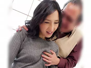 「中出し欲しがり/清楚六十代」はあはあ~オッパイ声我慢ムリ！パンツて脱いじまった美魔女が顔騎責めしてお注射させるエロ動画