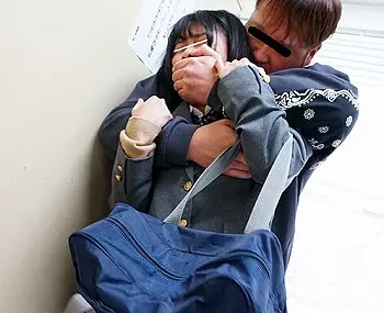 【JKレイプ】追跡中出し痴漢！学校帰りの仲良し女子校生グループ3人組を1日中尾行して全員中出してやった一部始終