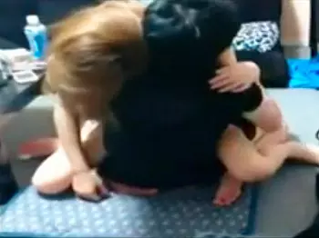 【個人撮影】※閲覧注意※酒で泥酔させたギャル女友達を自宅に連れ込みパンツ脱がせ昏睡状態セックス撮影&rArr;無許可で流出ねッい