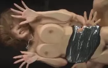 明日花キララのSEXシーンが下から覗ける企画。